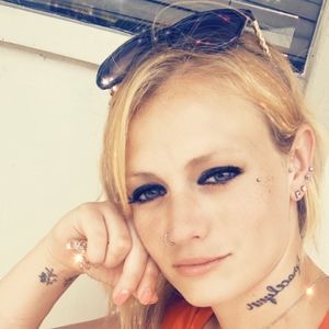 Meet your Posher, Megan nicole